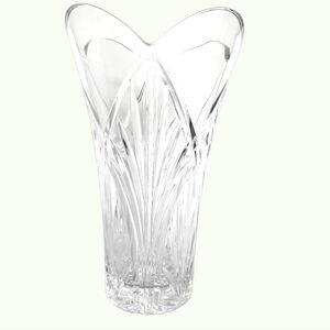 GORGEOUS 24% Cut Crystal Vase (Slovenia).10" Magnifique vase en cristal 24%
